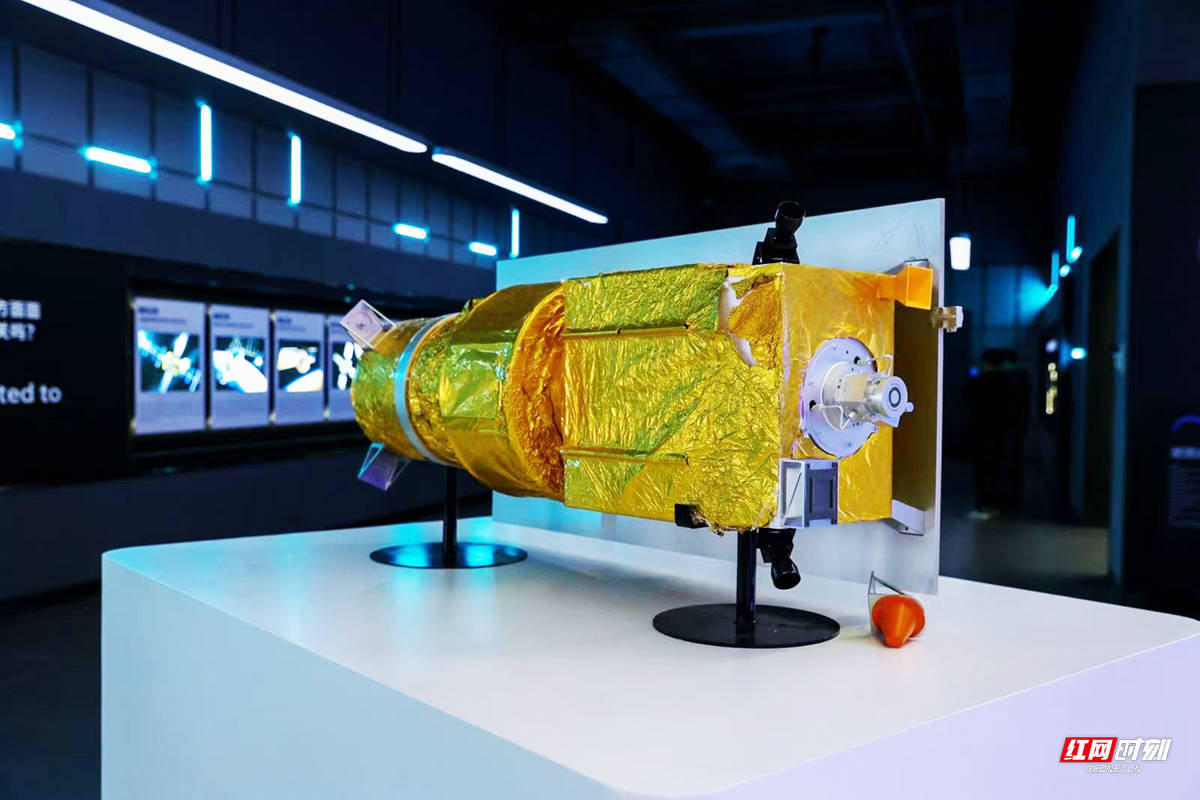 “链”上湖南 “湘”创未来 | 走进赛德雷特，看小卫星如何撬动万亿市场